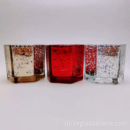 Sechseckiger Glaskerzenhalter mit verschiedenen Farben